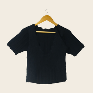 Yūbi Woolen Top – Stylish, Versatile, Handknitted Elegance - Mojopanda Organic  Store